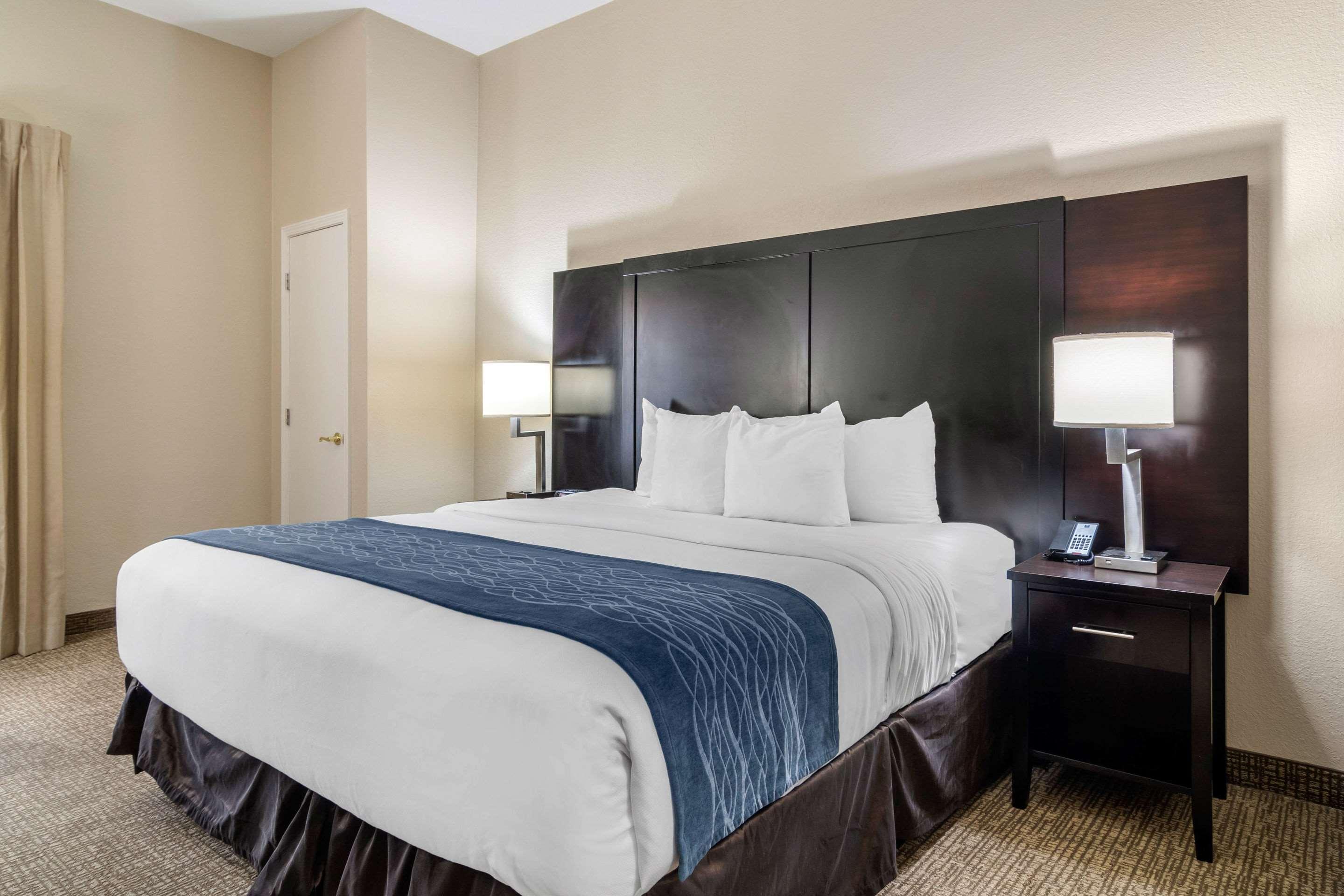 Comfort Inn & Suites Atlanta-Smyrna Exterior foto