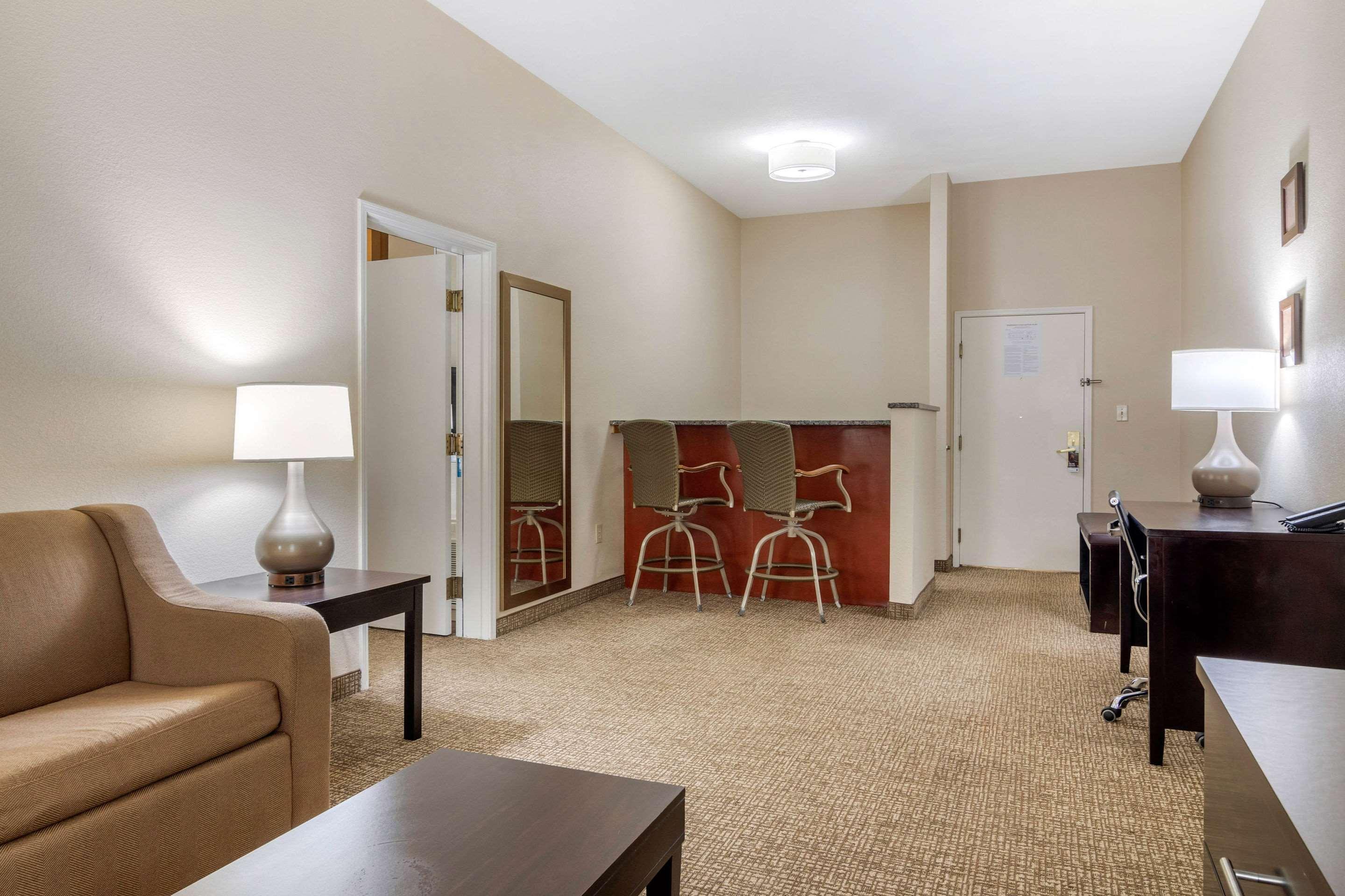 Comfort Inn & Suites Atlanta-Smyrna Exterior foto