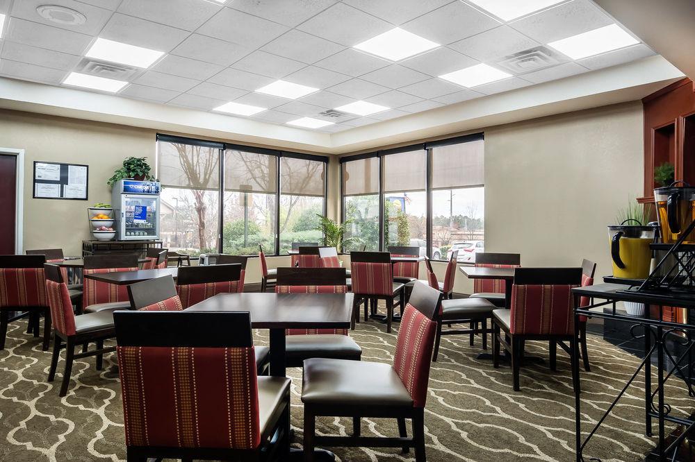 Comfort Inn & Suites Atlanta-Smyrna Exterior foto